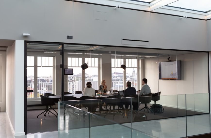 Photo dutch office