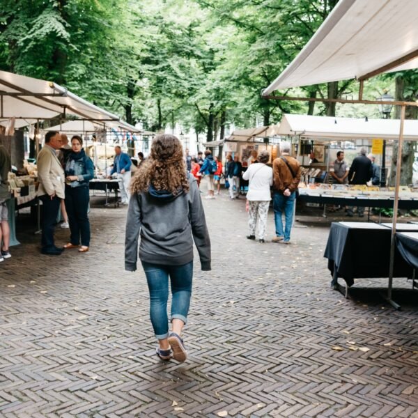 Why the Dutch Are Obsessed With Second-Hand Markets (King’s Day & Beyond)