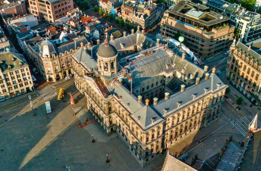 What the Dam remembers: the sinister side of Amsterdam’s Dam Square